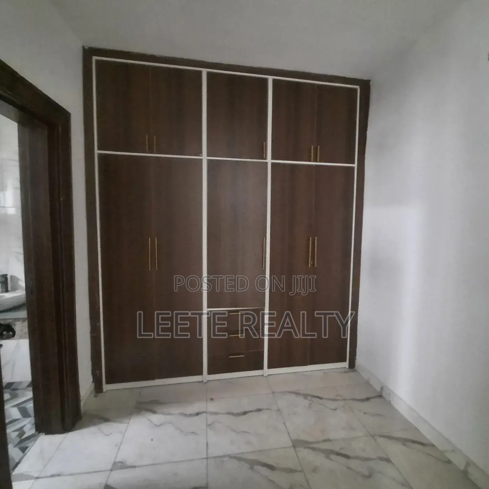 5bdrm Duplex in Wuye for sale in Wuye