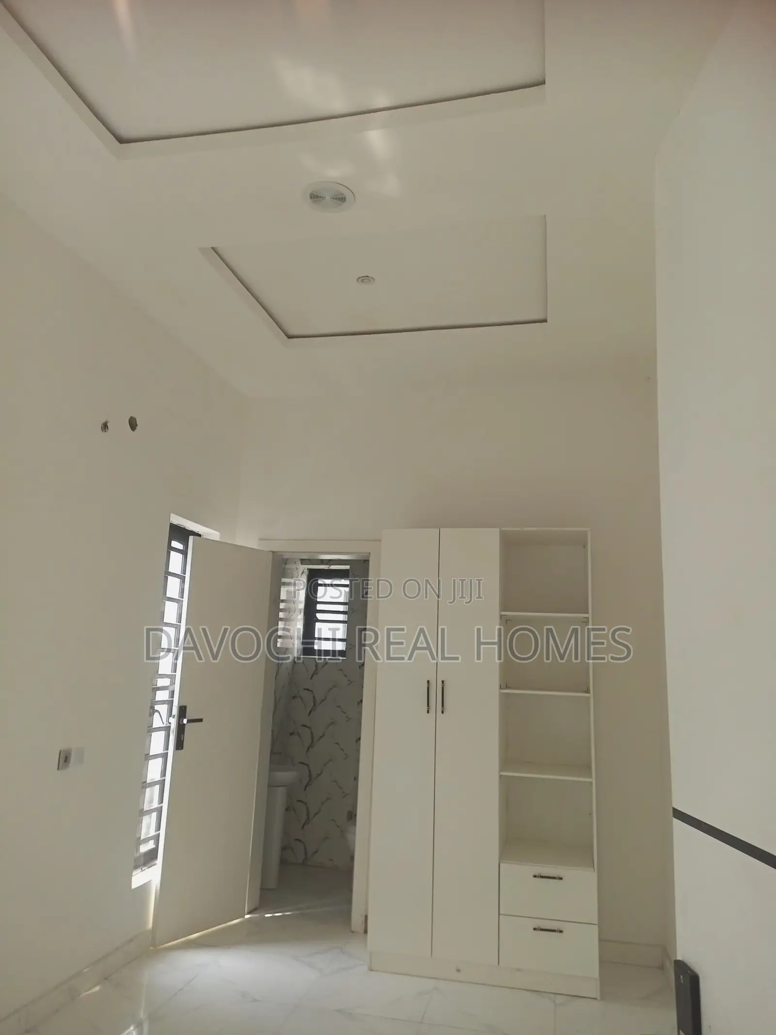 4bdrm Duplex in Ikota for rent in Ikota