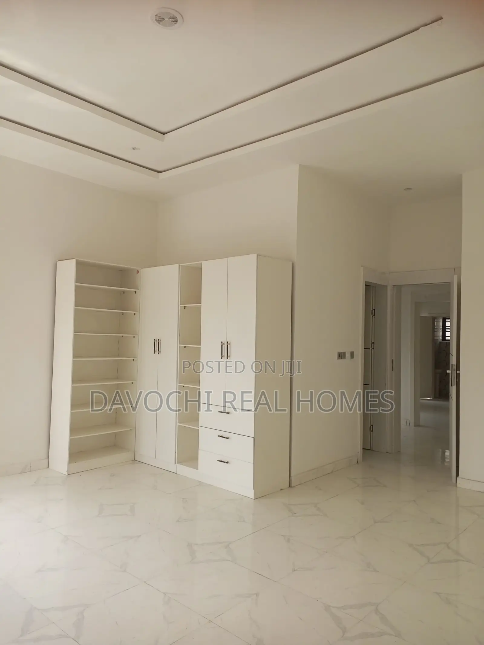 4bdrm Duplex in Ikota for rent in Ikota