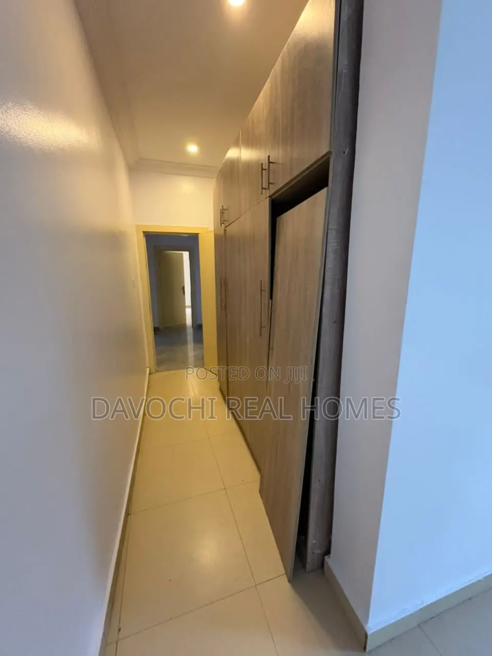 3bdrm Apartment in Megamound, Ikota for rent in Ikota