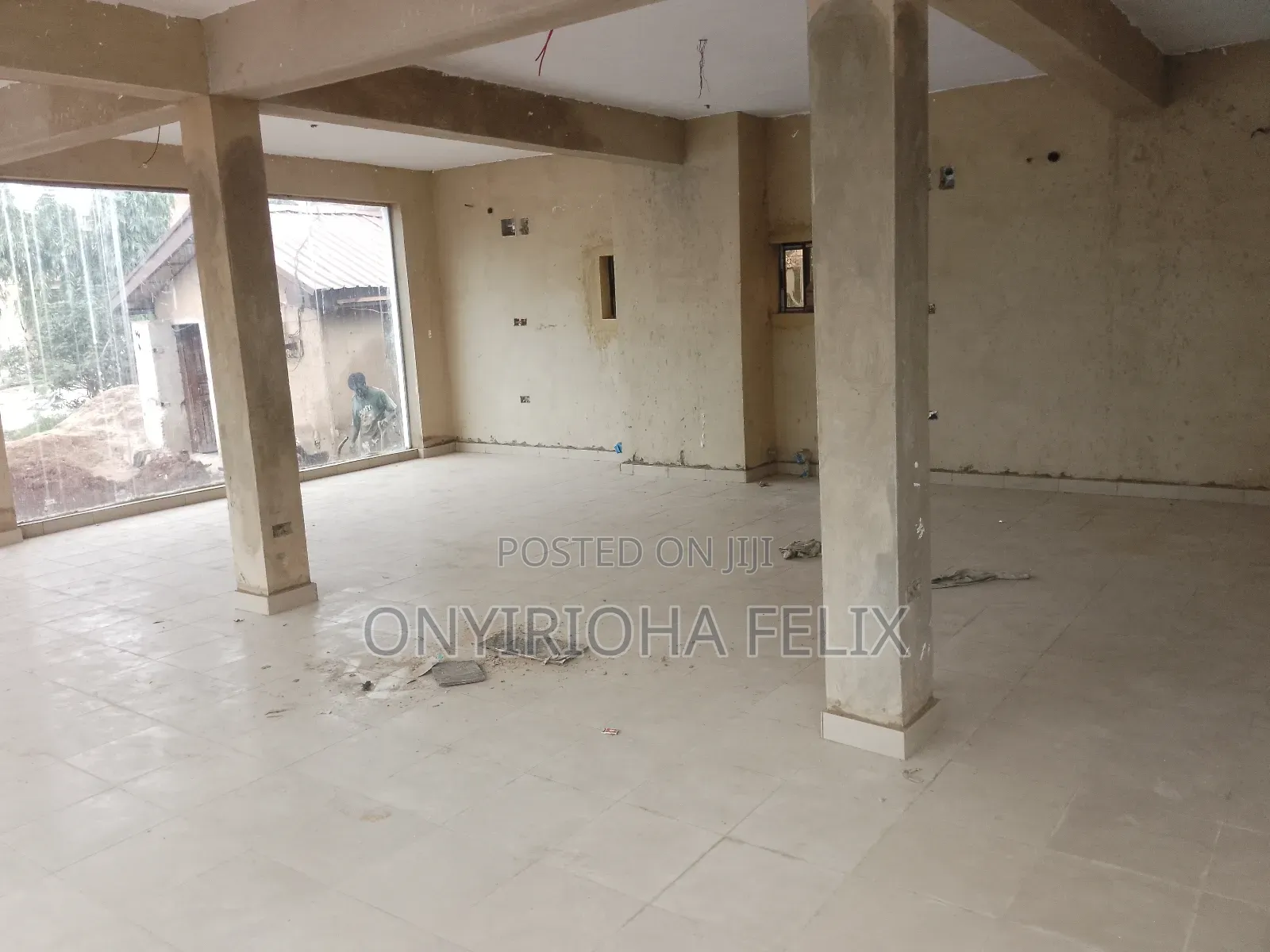 Shop to Let in Gwarinpa