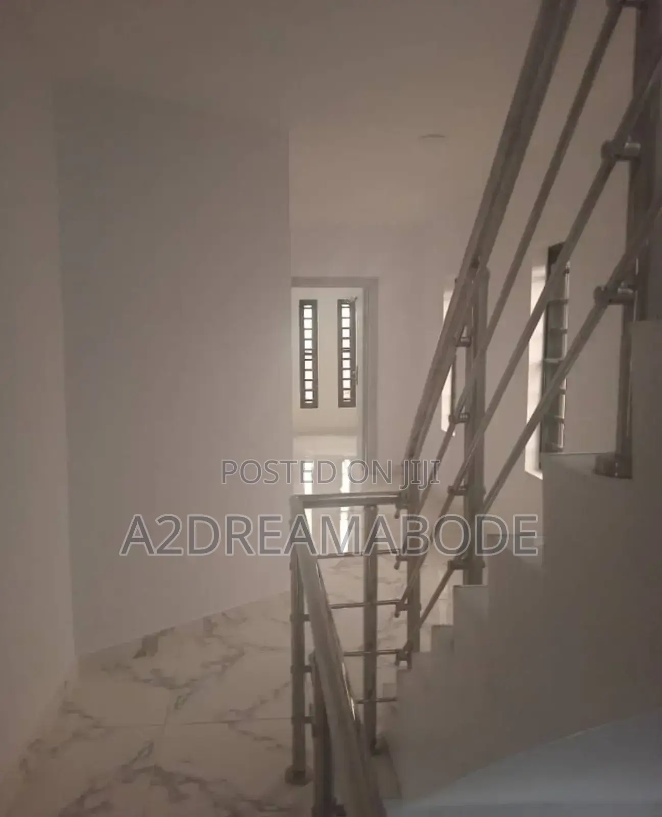 4bdrm Duplex in Waterfront Estate, Magodo for sale in Magodo