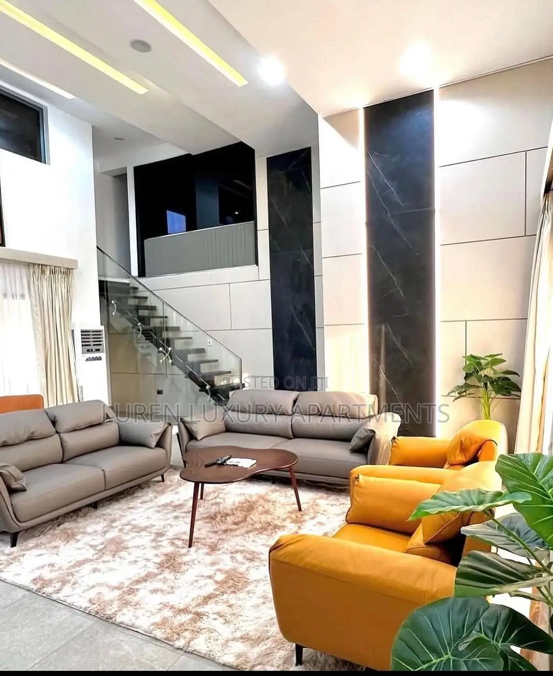 1 Bedroom Penthouse With Swimming Pool, Gym, Private Cinema in Wuse