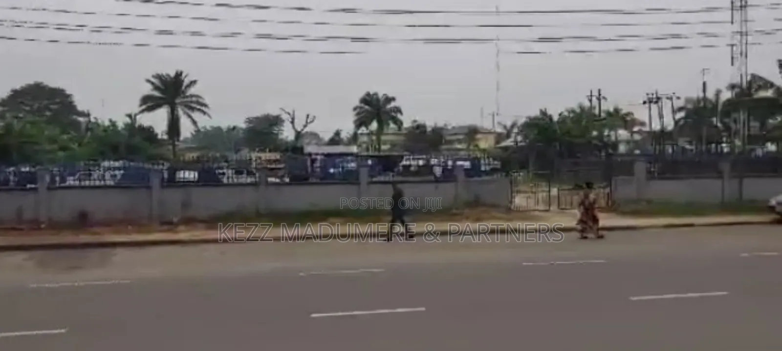 For Sale : 2600 Sqmts At Azikiwe Rd, Old Gra , Ph in Port-Harcourt