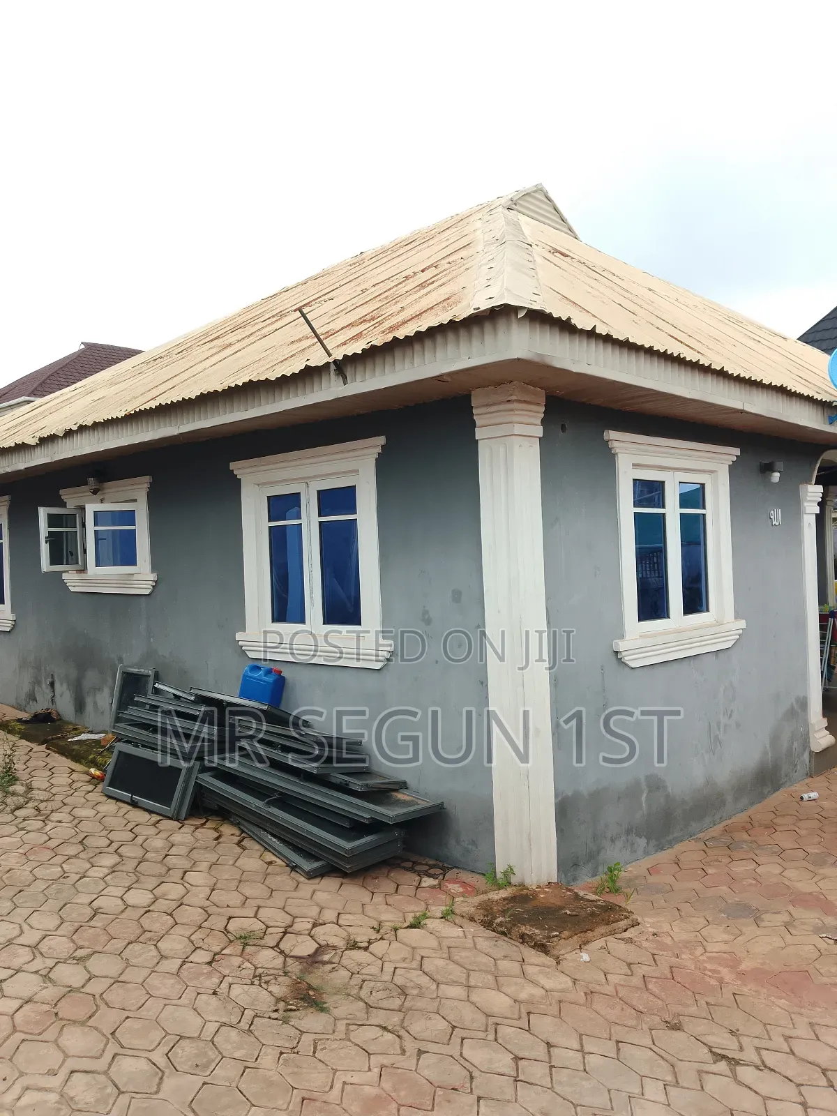 2bdrm Bungalow in Common Wealth Estate, Akala Express for sale in Akala Express