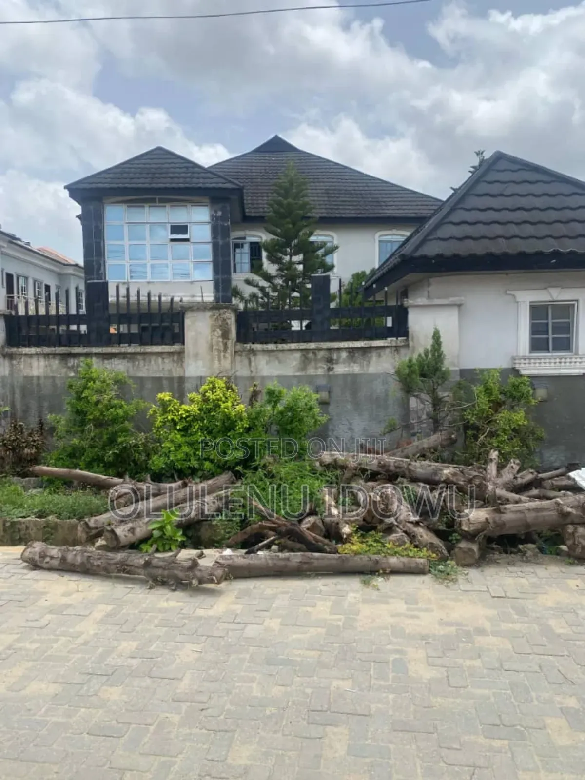 Furnished 3bdrm Block of Flats in Novare Estate, Lekki for sale in Lekki