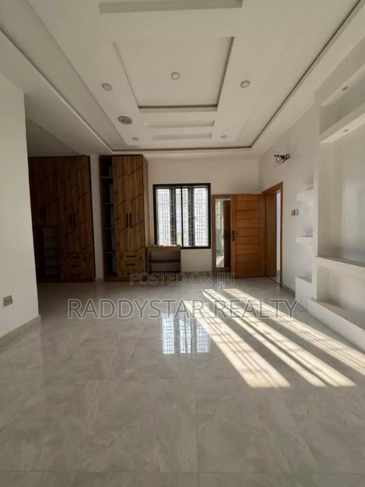 Furnished 5bdrm Duplex in Omole Phase 1 for sale in Omole Phase 1