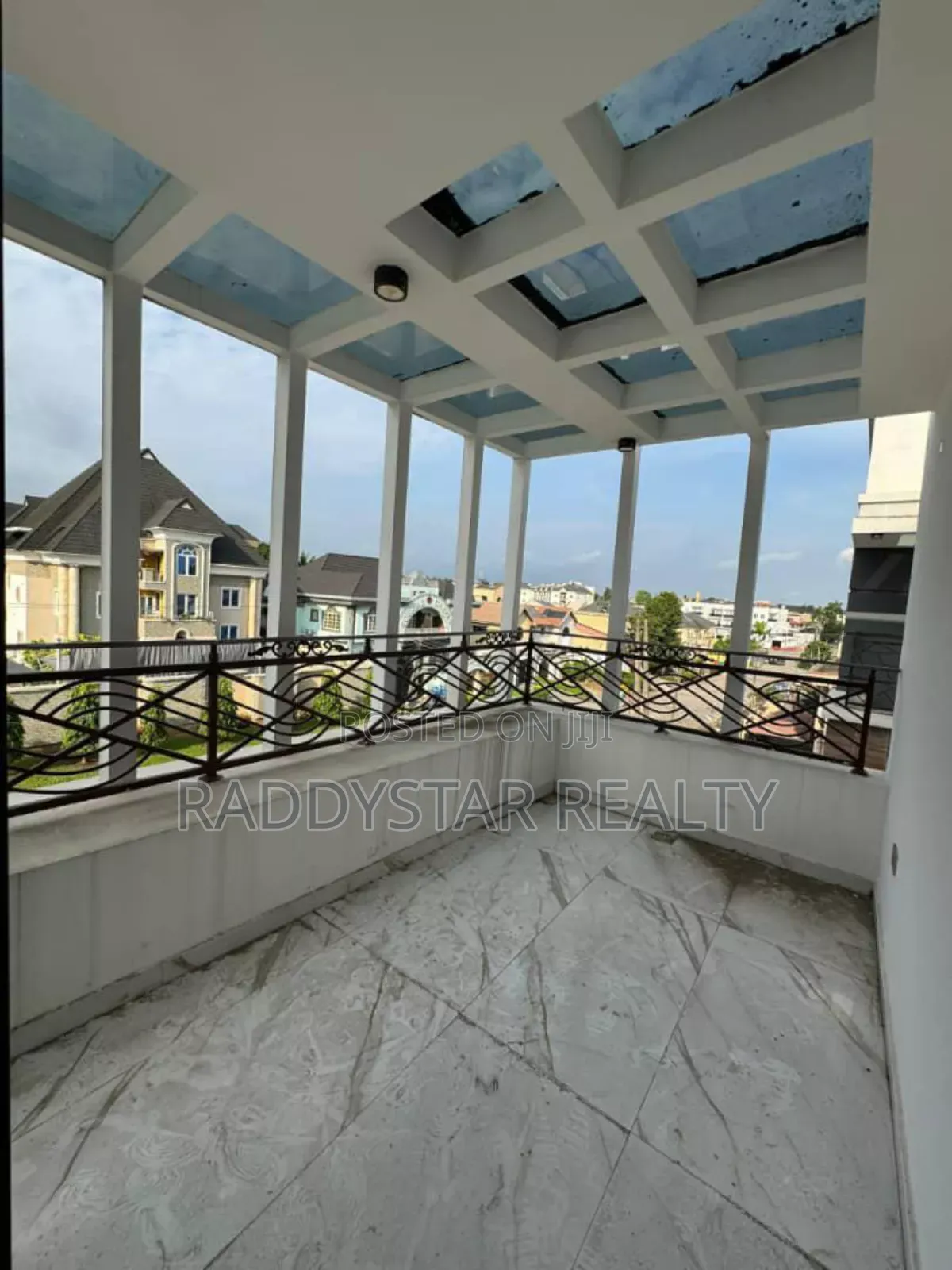 Furnished 5bdrm Duplex in Omole Phase 1 for sale in Omole Phase 1