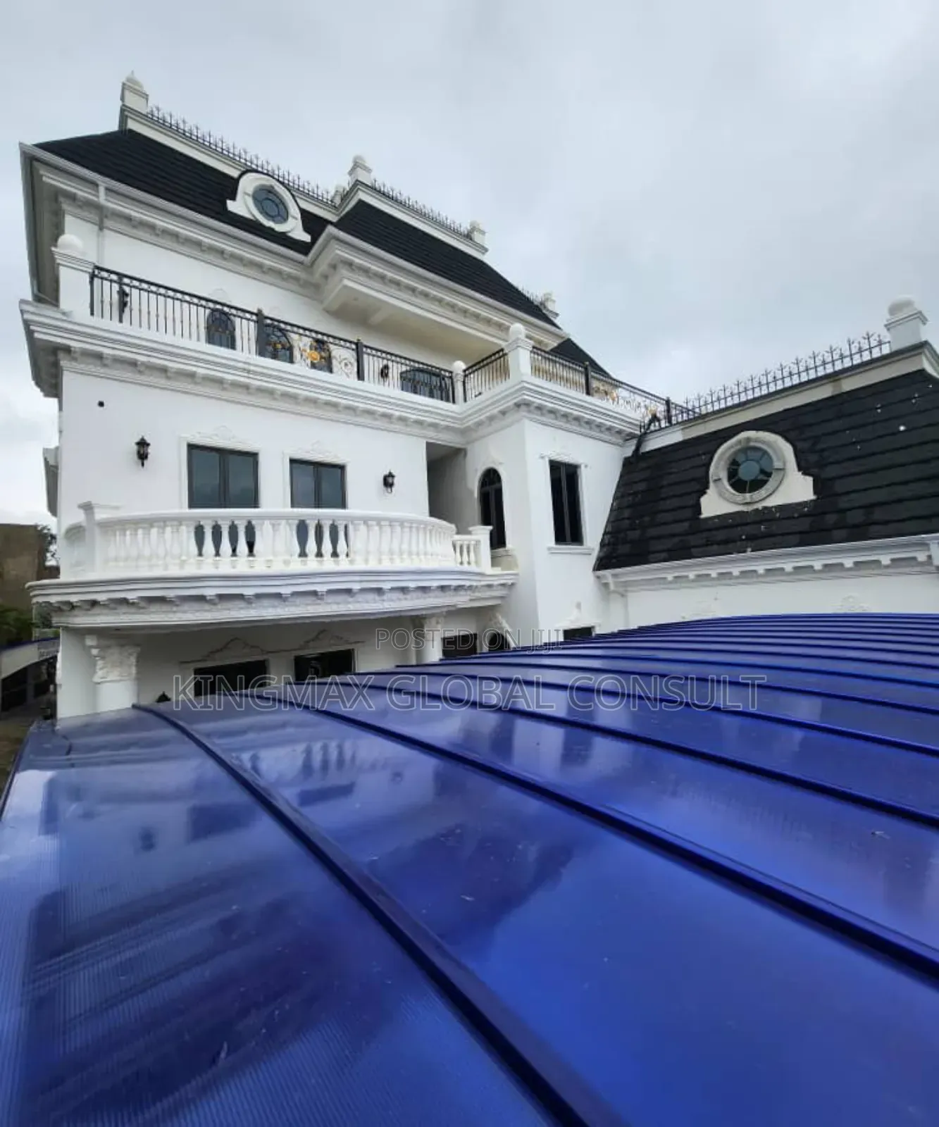 5bdrm Mansion in Guzape By Fha Abuja for sale in Guzape District