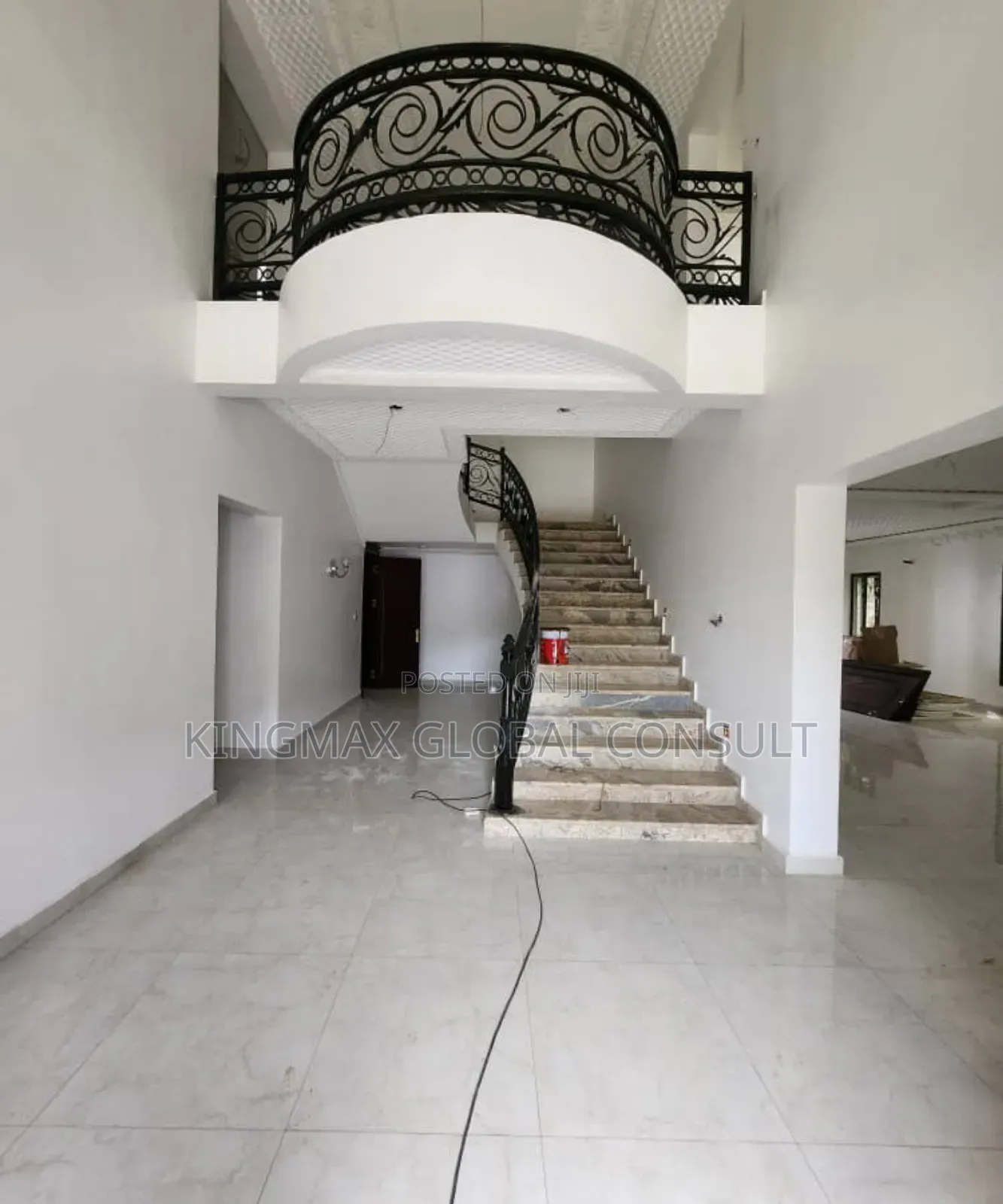 5bdrm Mansion in Guzape By Fha Abuja for sale in Guzape District