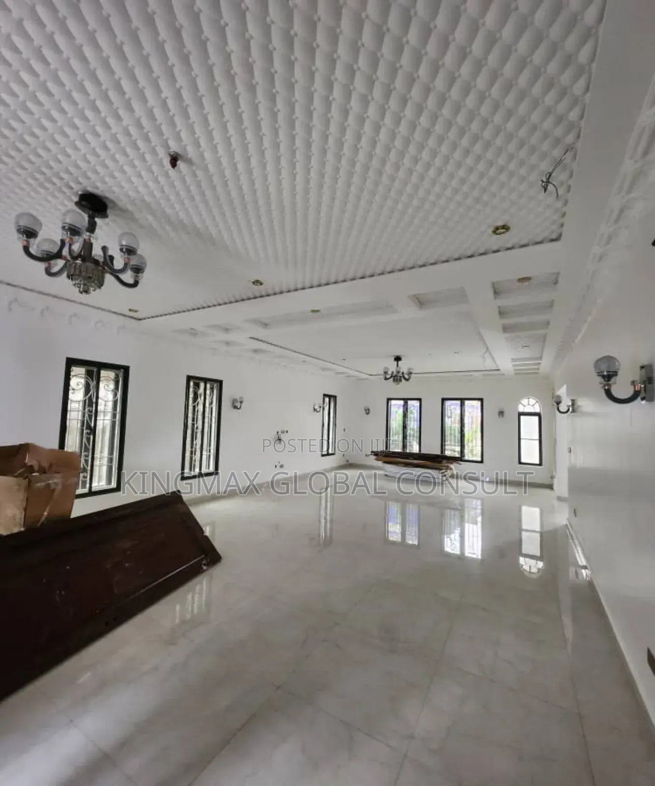 5bdrm Mansion in Guzape By Fha Abuja for sale in Guzape District