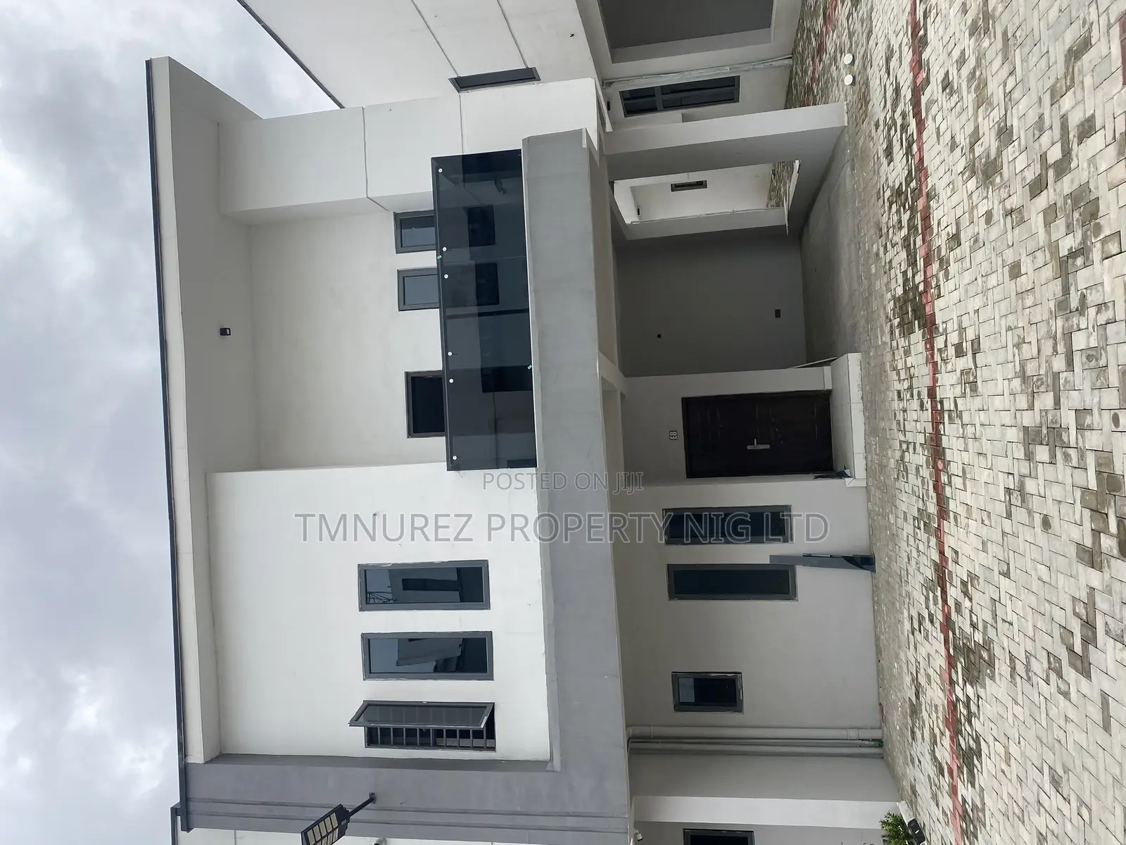 4bdrm Duplex in Ajah, Off Lekki-Epe Expressway for rent in Off Lekki-Epe Expressway