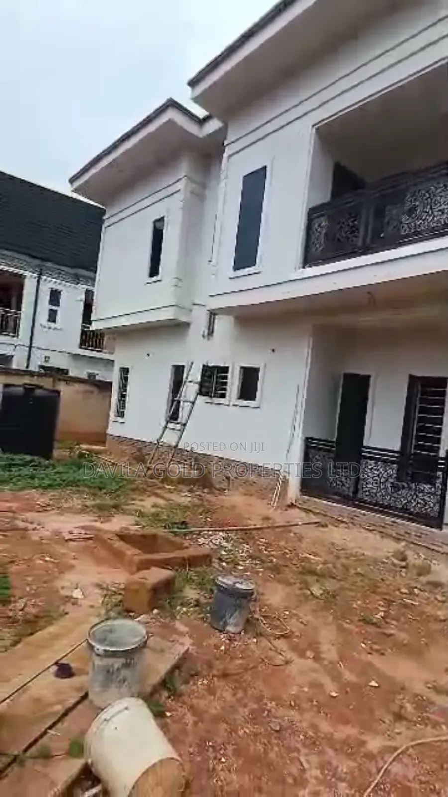 12bdrm Block of Flats in Benin City for sale in Benin City