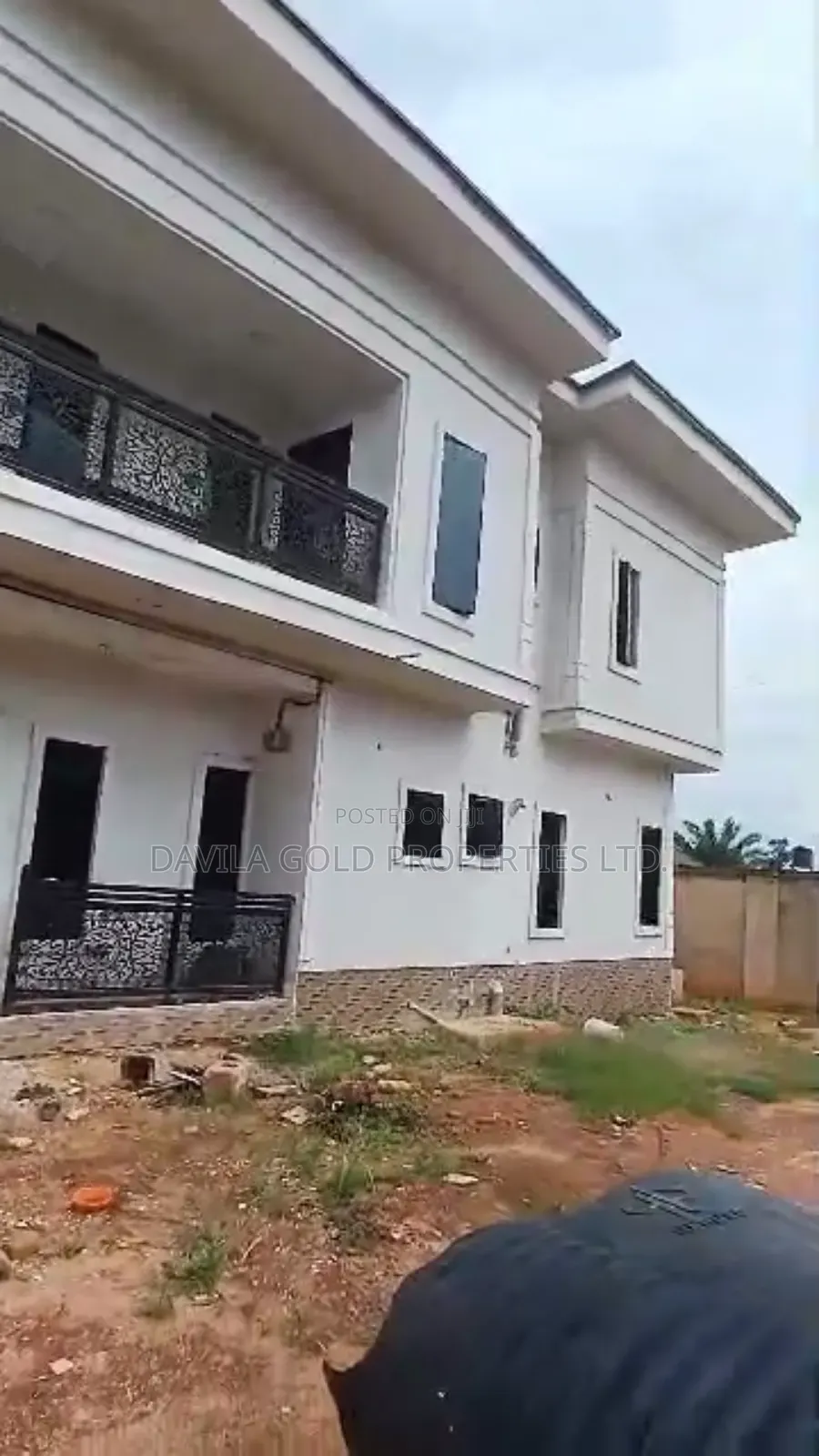 12bdrm Block of Flats in Benin City for sale in Benin City