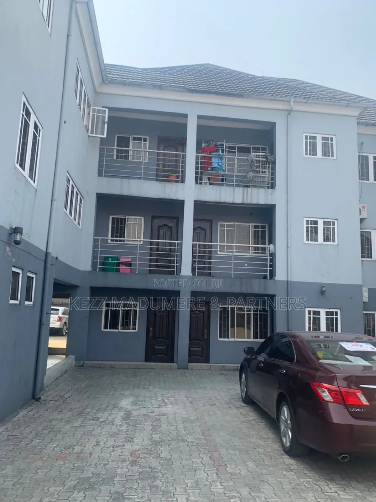 6bdrm Block of Flats in Inside An Estate, Port-Harcourt for sale in Port-Harcourt