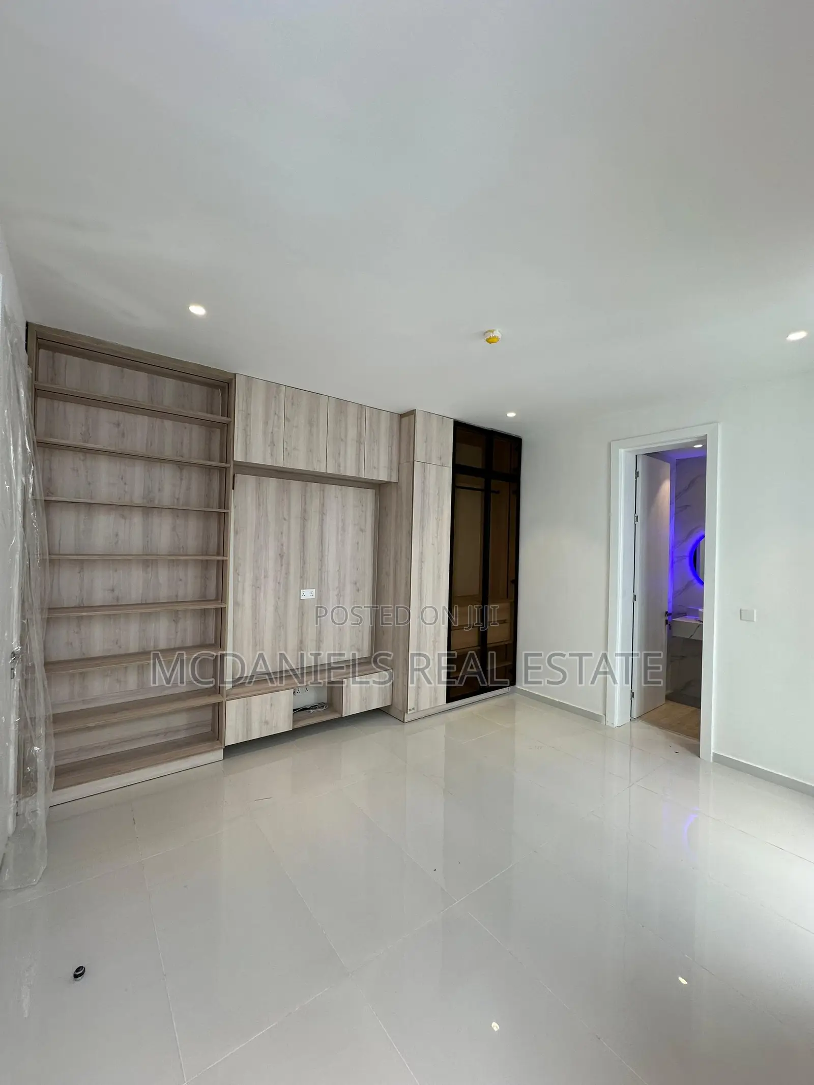 Furnished 5bdrm Duplex in Ikate for sale in Ikate