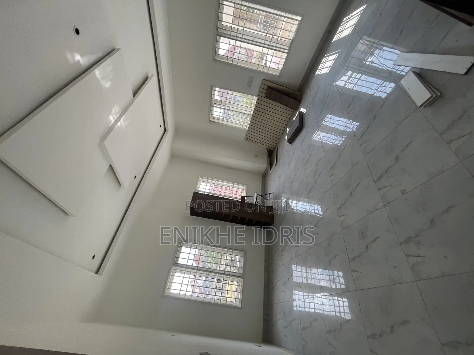 5bdrm Duplex in With 2 Bqs Monarch, Lugbe District for sale in Lugbe District