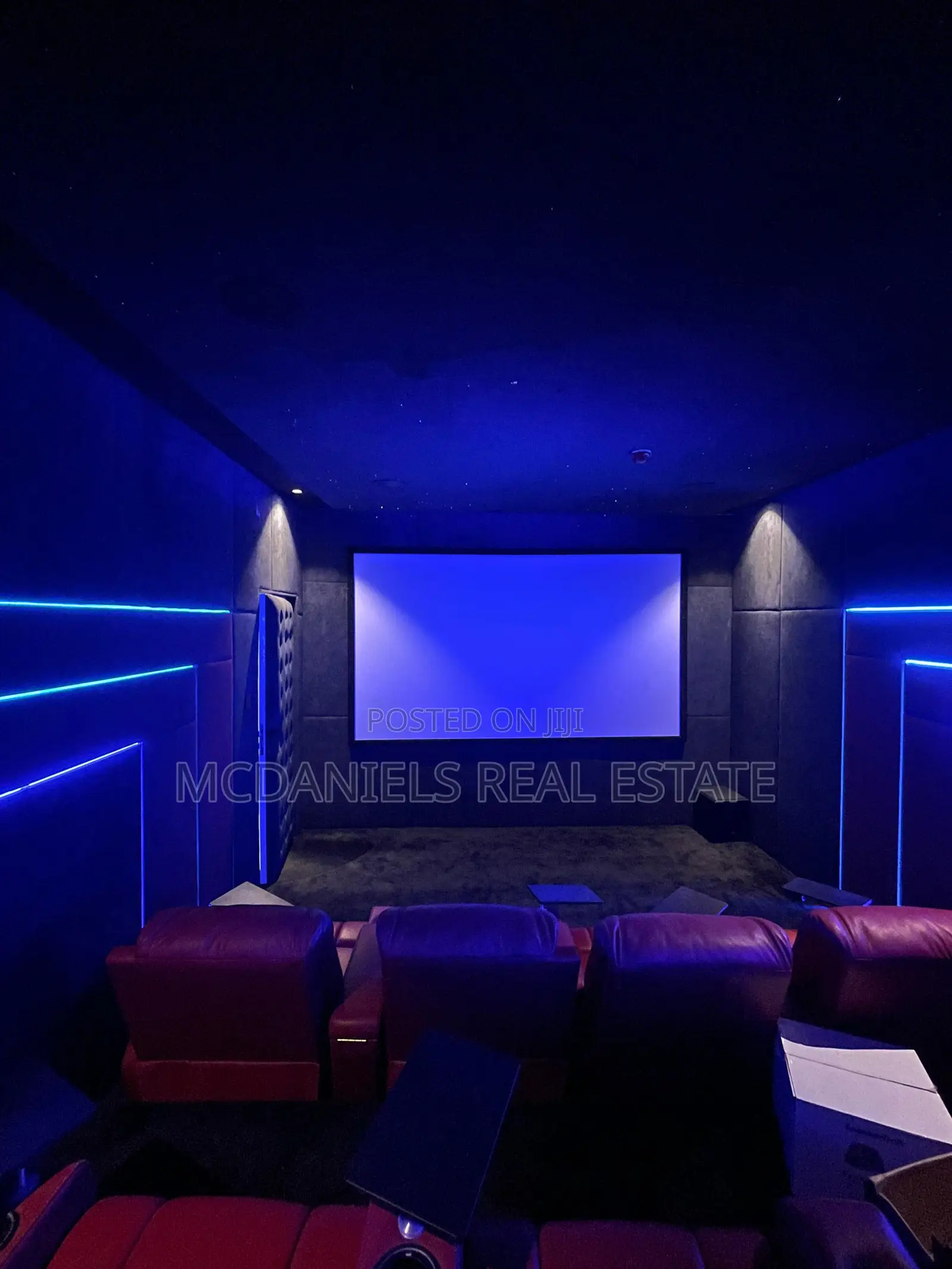 Furnished 5bdrm Duplex in Osapa london for sale in Osapa london