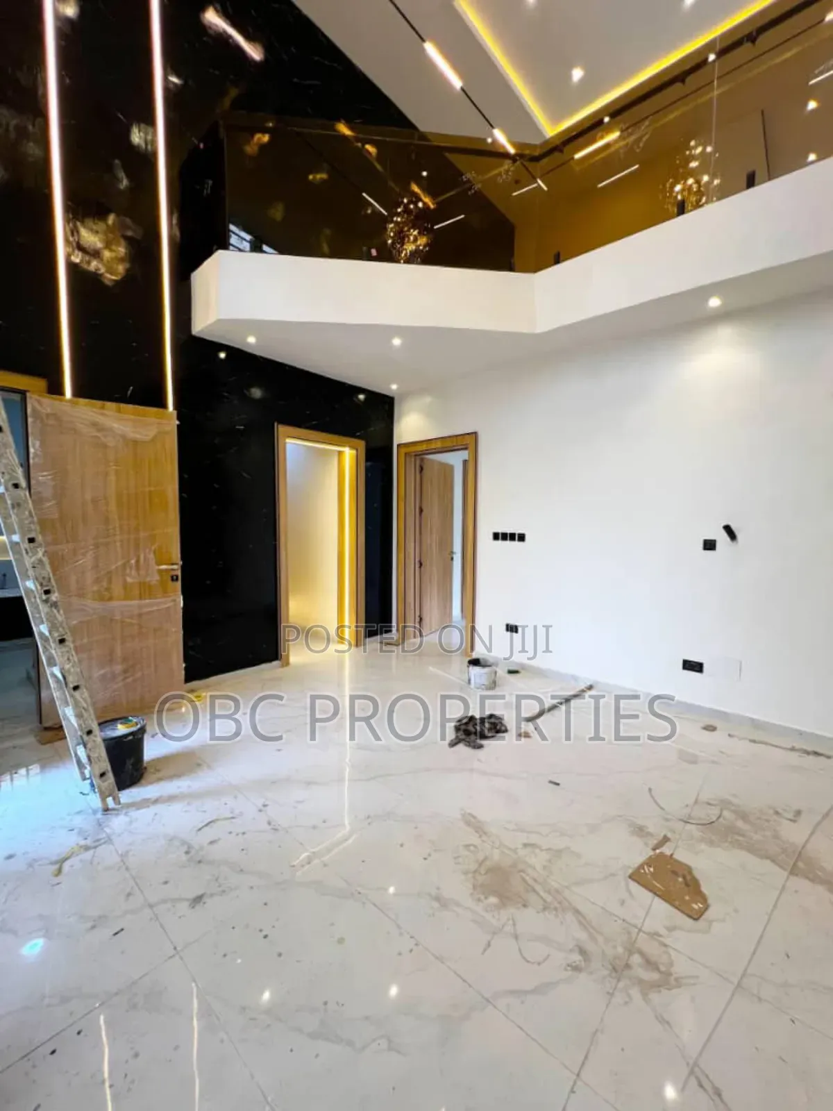 6 Bedrooms Fully Detached Duplex With Bq in Chevron