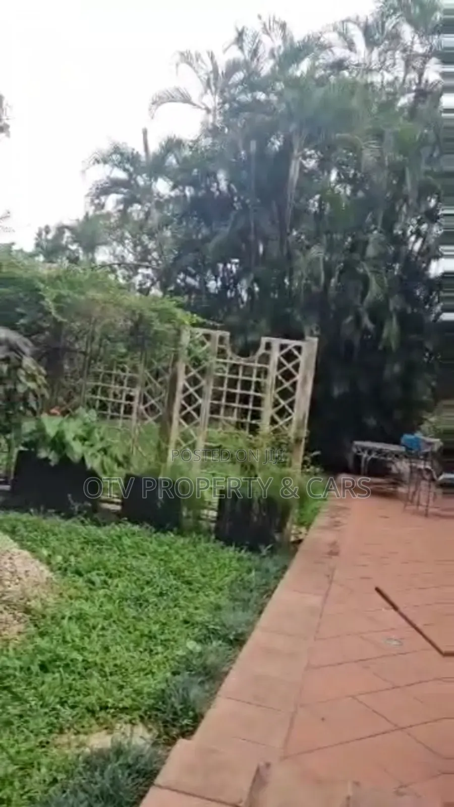 Furnished 4bdrm Bungalow on 2000sqm in Ikeja Gra for Sale in Ikeja GRA
