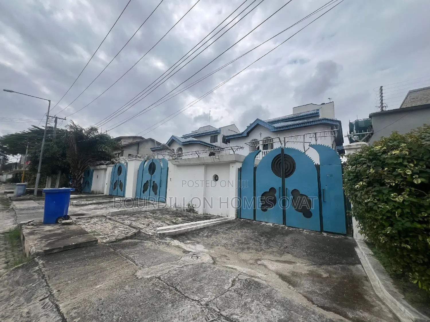 Admiralty Way Lekki Phase 1 933 SQM Land in Lekki Phase 1