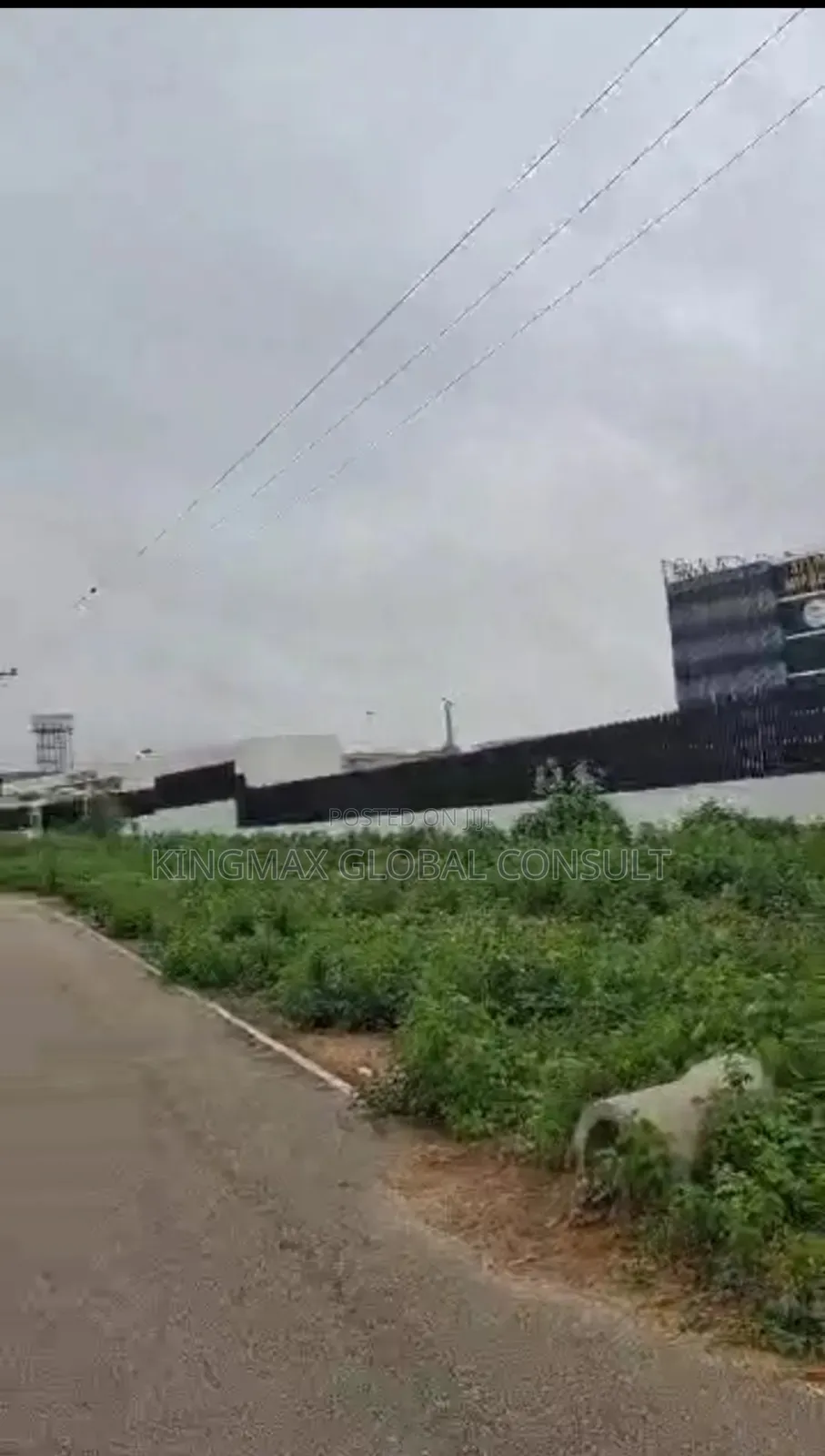 Hot Sale: 2hecters Along Airport Road Before Shoprite in Lugbe District