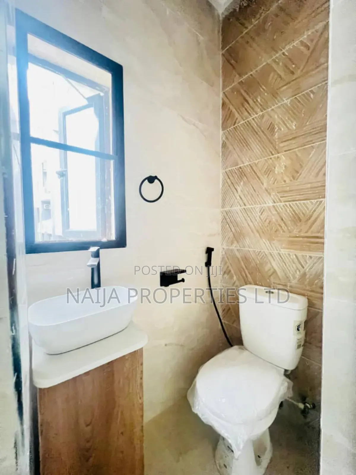 3bdrm Apartment in Ikeja Gra for sale in Ikeja GRA