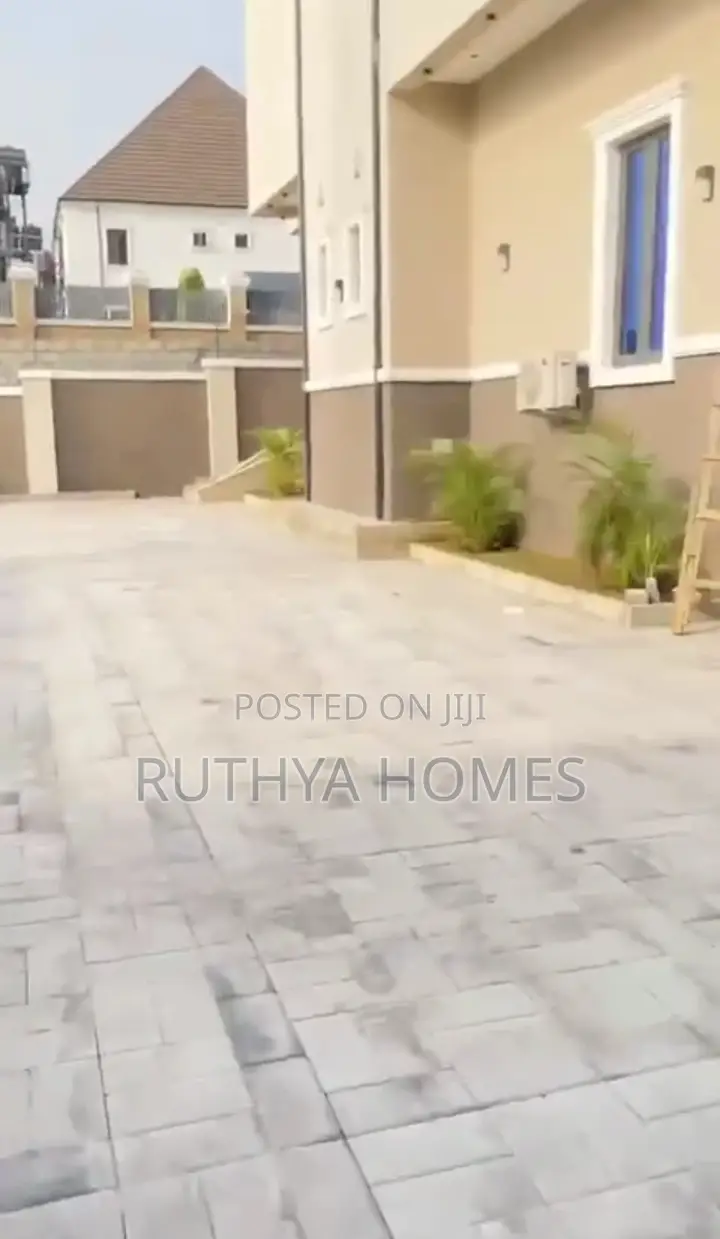 Furnished 6bdrm Duplex in Asokoro for sale in Asokoro
