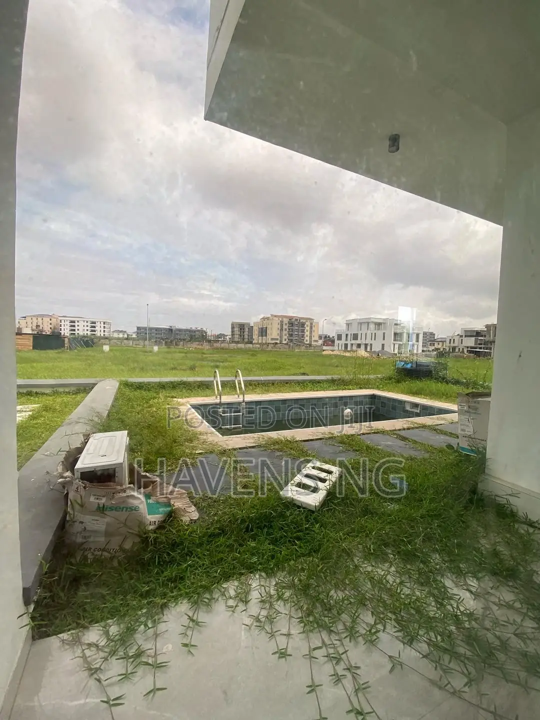 5bdrm Duplex in Ikate for sale in Ikate