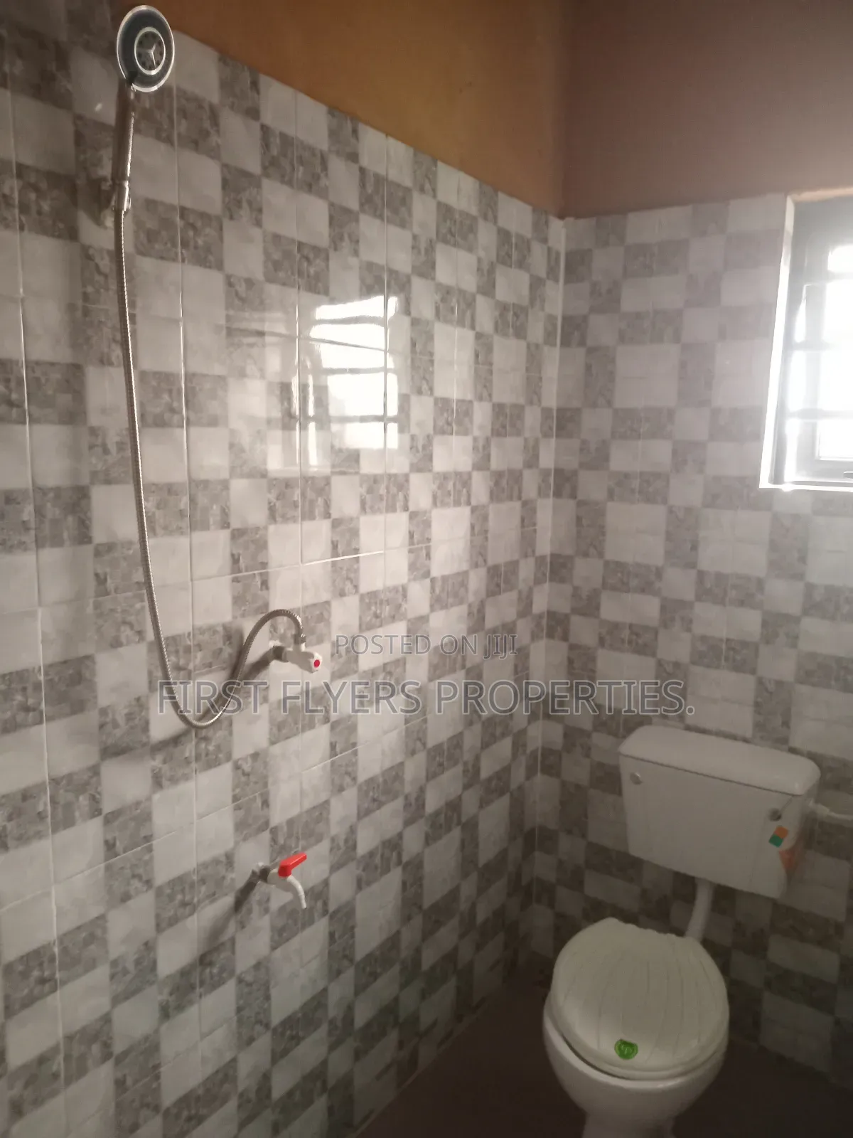 2bdrm Block of Flats in Dopemu Lagos for rent in Dopemu