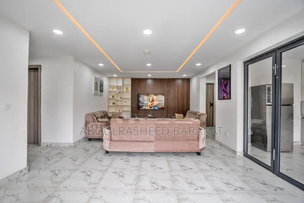 Luxury Two Bedroom With Pool Gym Snooker in Victoria Island