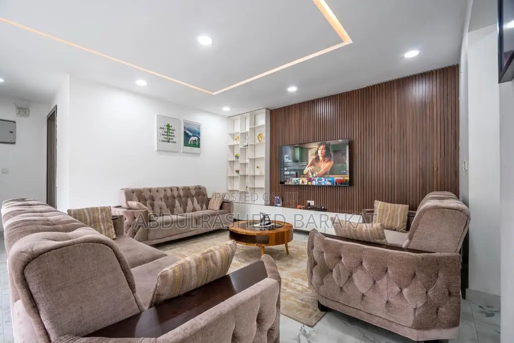 Luxury Two Bedroom With Pool Gym Snooker in Victoria Island