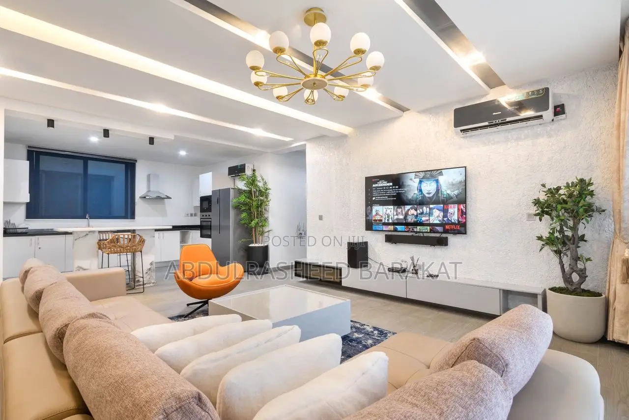 Luxury Two Bedroom Apartment With Pool Gym in Lekki Phase 1