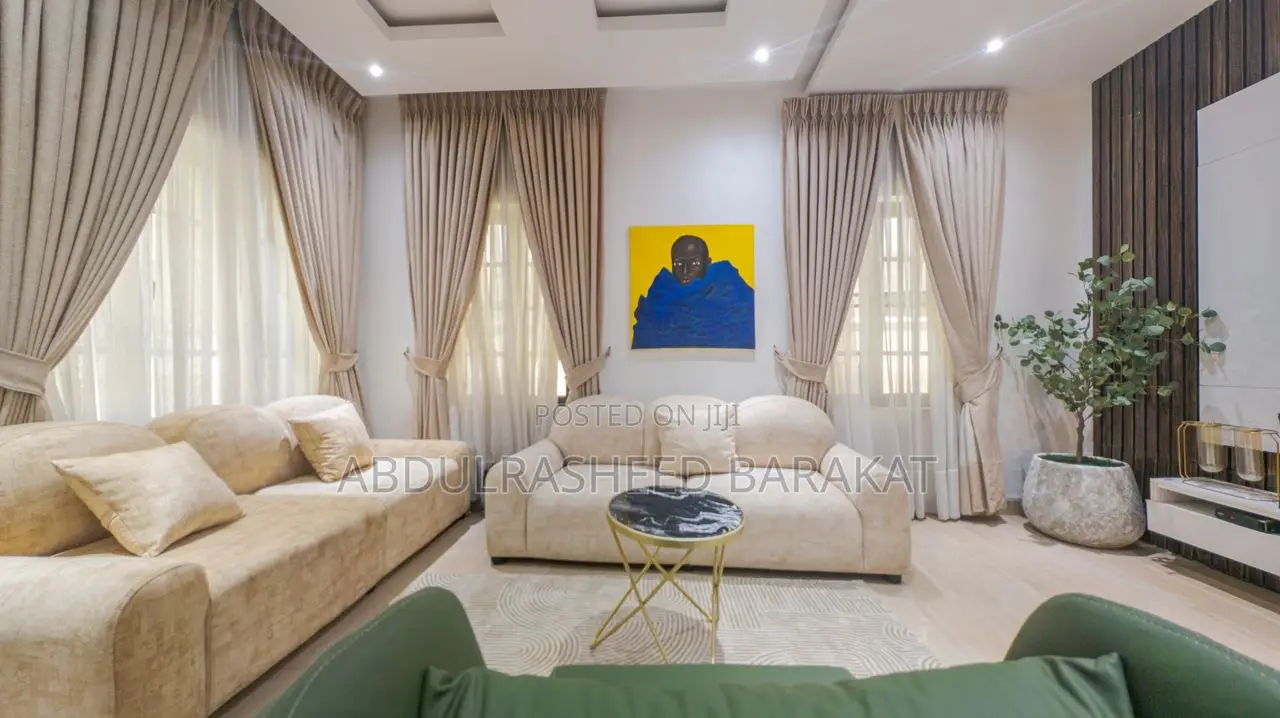 Luxury Three Bedroom Apartment With Snooker Ps5 in Lekki Phase 1