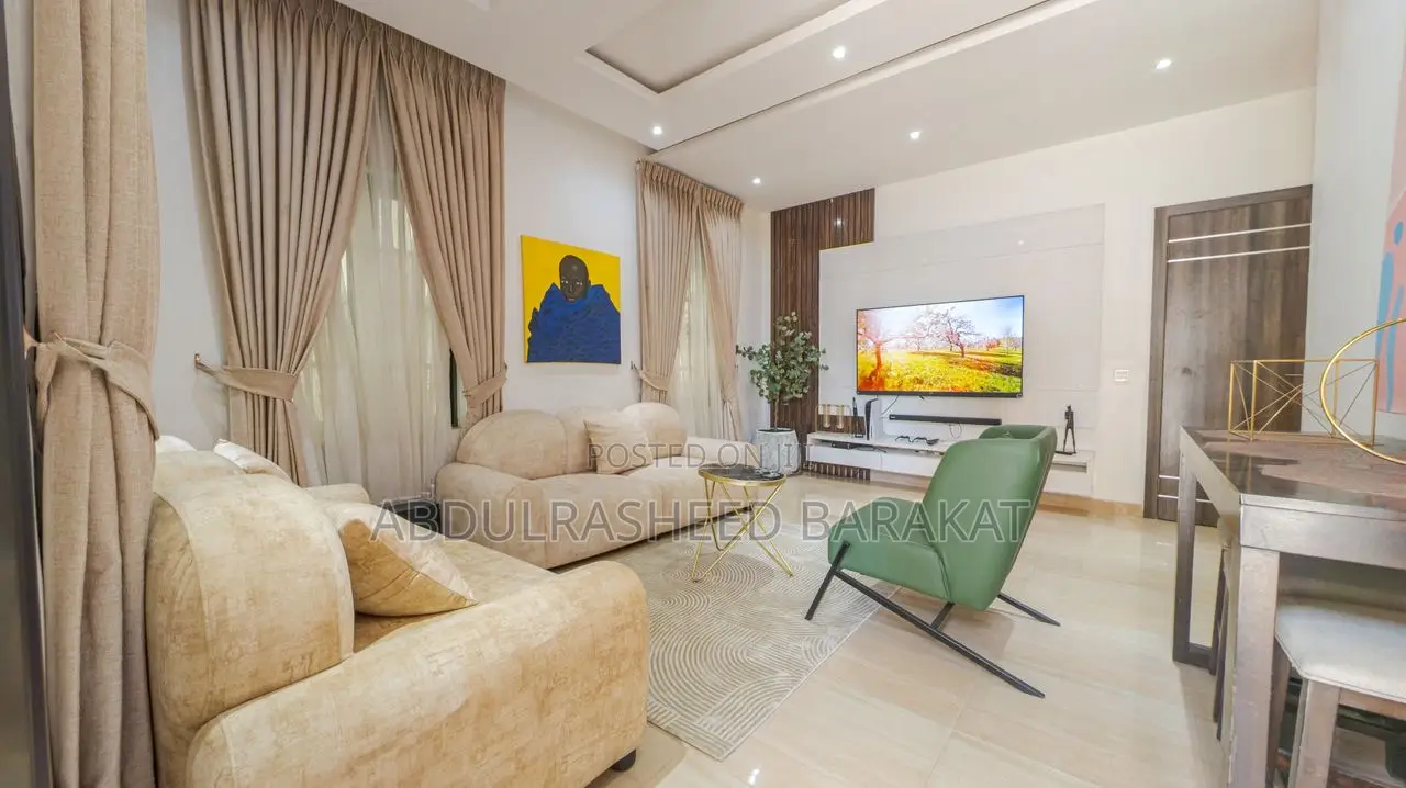 Luxury Three Bedroom Apartment With Snooker Ps5 in Lekki Phase 1