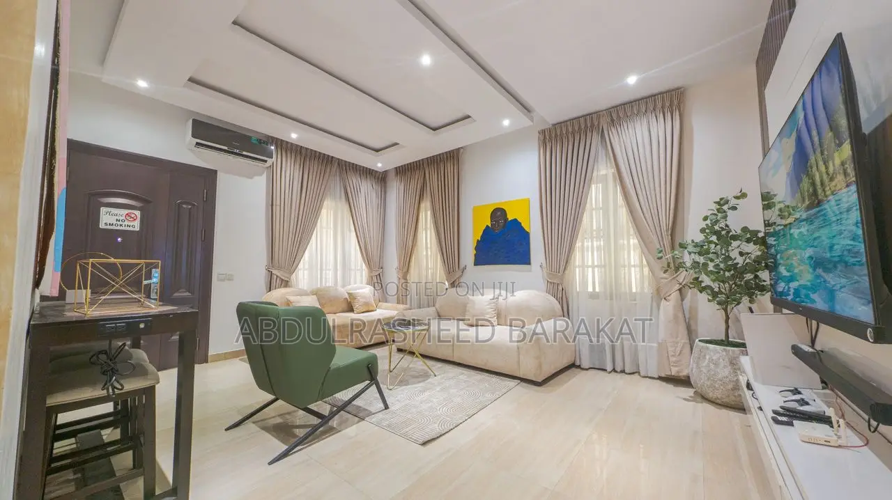 Luxury Three Bedroom Apartment With Snooker Ps5 in Lekki Phase 1