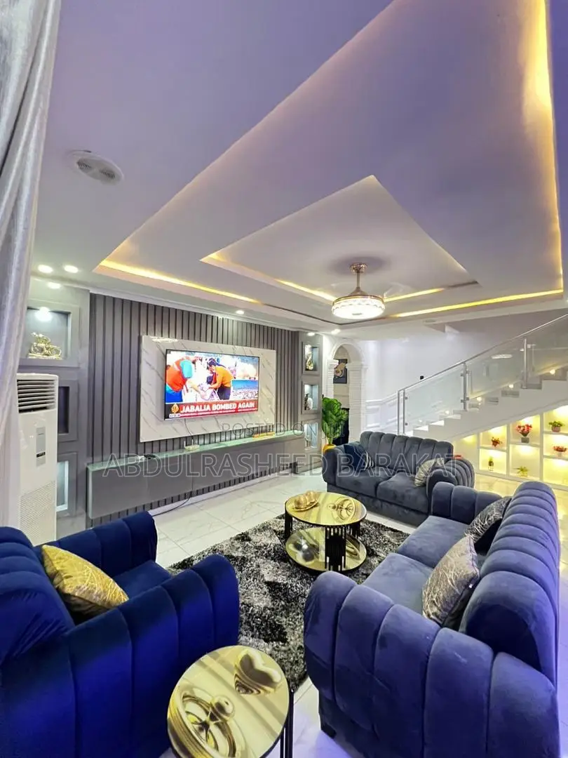 Luxury Five Bedroom Apartment With Pool Snooker Ps5 Snooker in Ikate