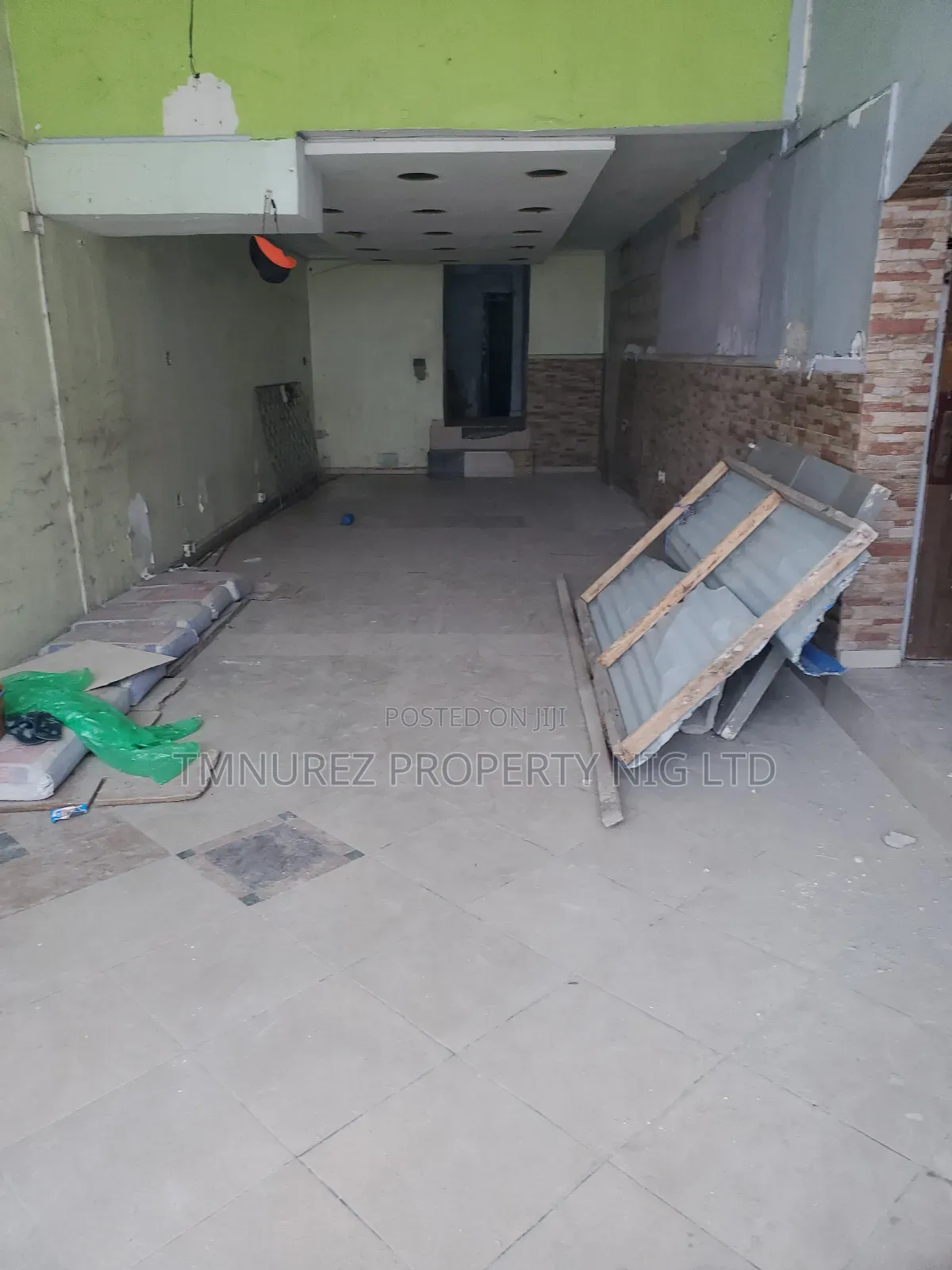 Showroom for Rent at Victoria Island in Victoria Island