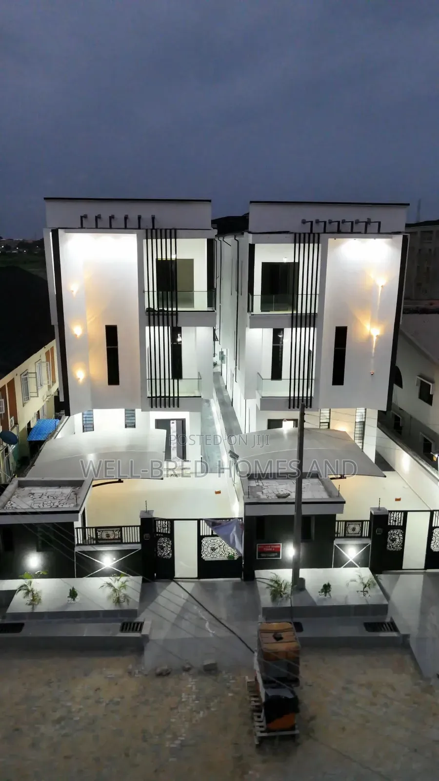 5bdrm Duplex in Ikota Lekki Lagos for sale in Lekki
