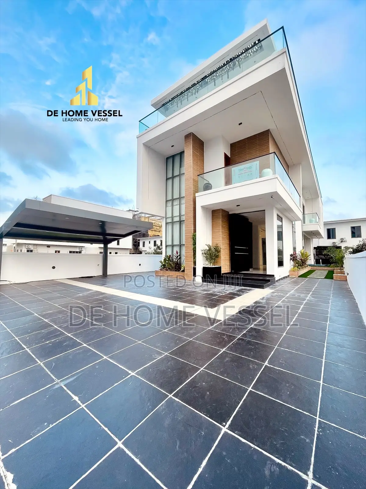 5bdrm Duplex in Osapa london for sale in Osapa london