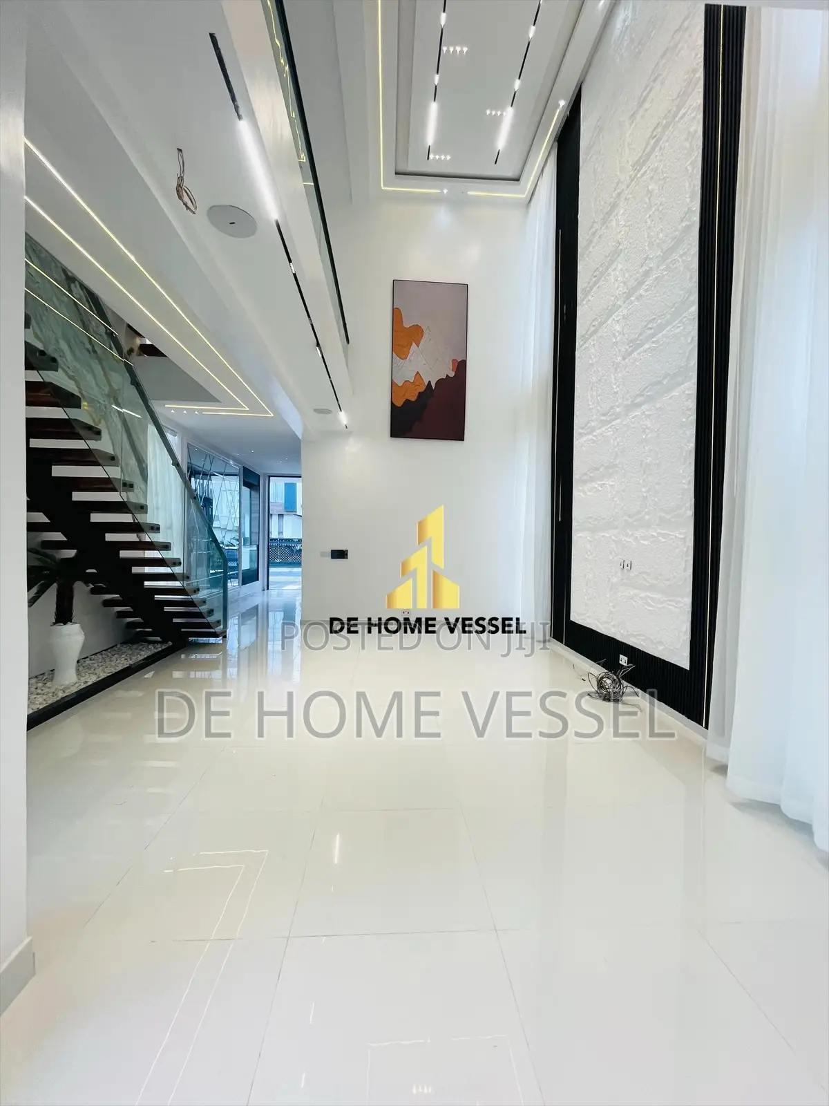 5bdrm Duplex in Osapa london for sale in Osapa london