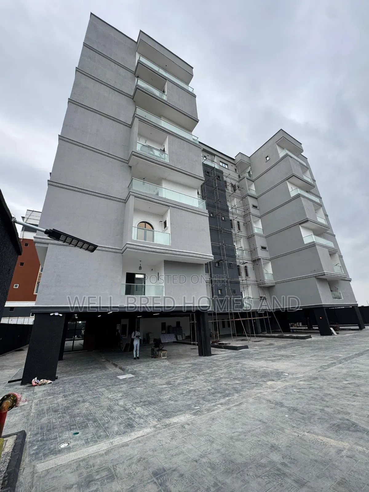 3bdrm Apartment in Lekki Phase 1, for sale in Lekki Phase 1