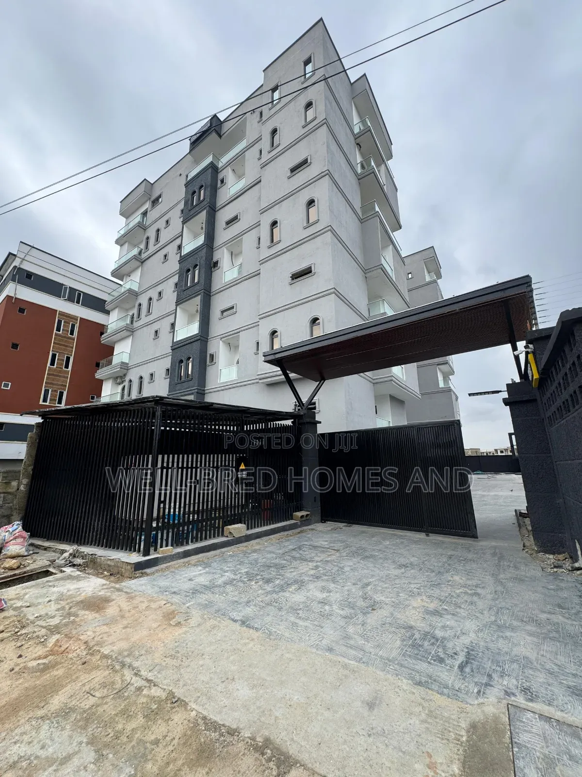 3bdrm Apartment in Lekki Phase 1, for sale in Lekki Phase 1