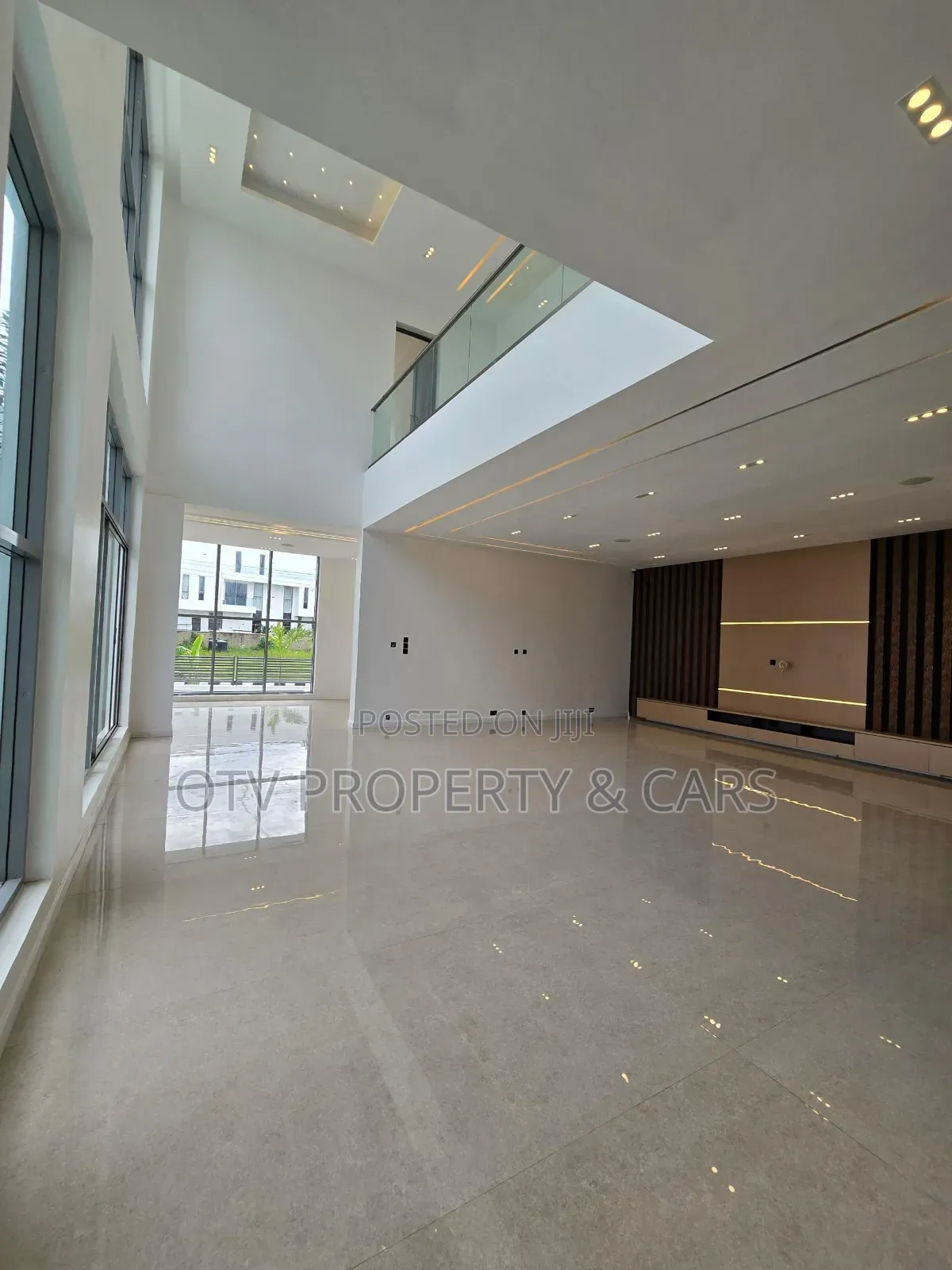 Furnished 5bdrm Duplex in Osapa london for sale in Osapa london