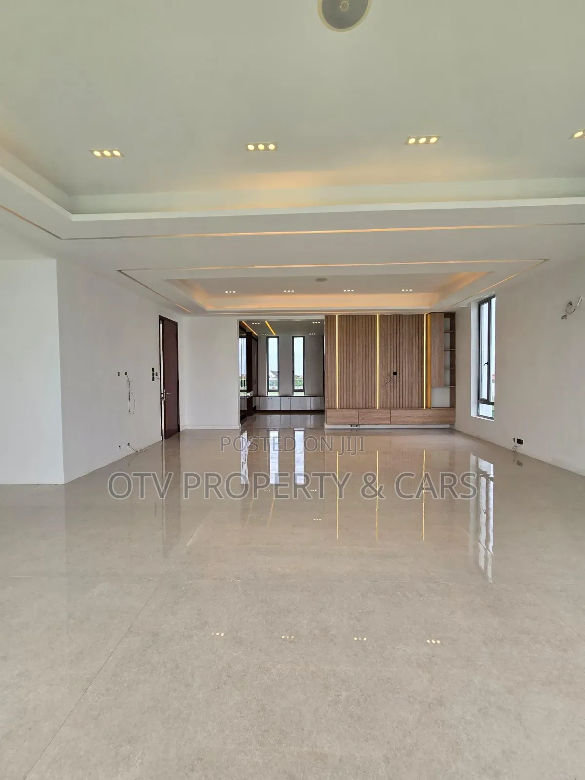 Furnished 5bdrm Duplex in Osapa london for sale in Osapa london