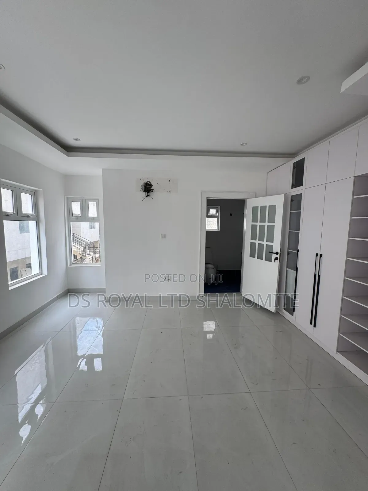 4bdrm Duplex in Banana Island for sale in Banana Island