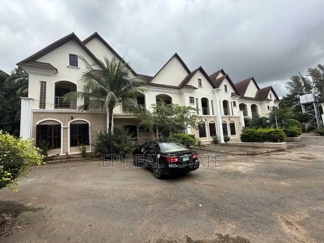 5bdrm House in Utako for sale in Utako