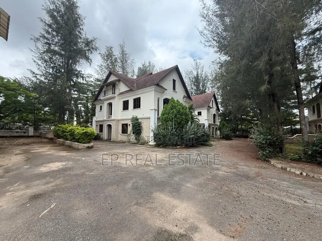 5bdrm House in Utako for sale in Utako