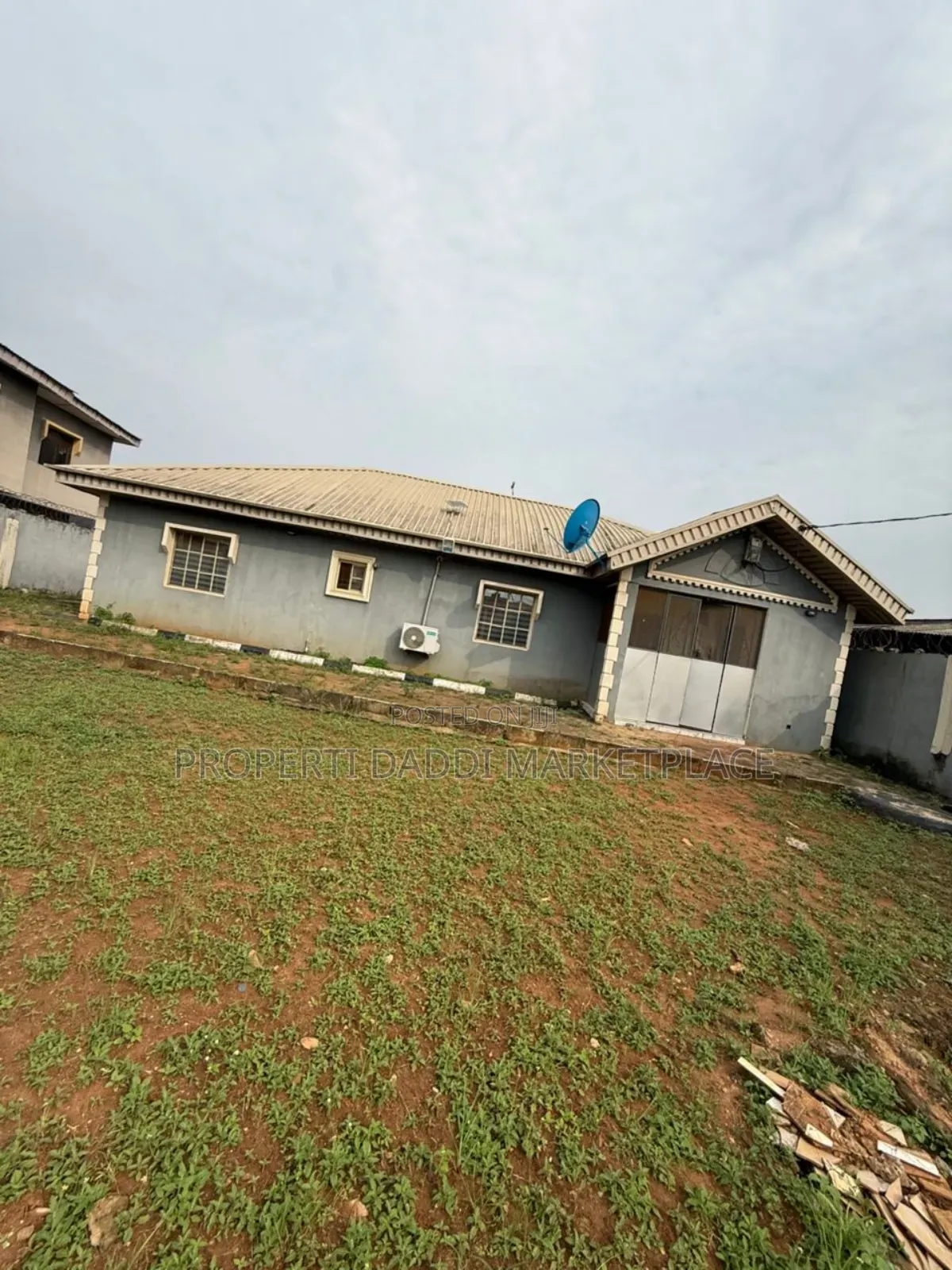3bdrm Bungalow in Ayobo for sale in Ayobo