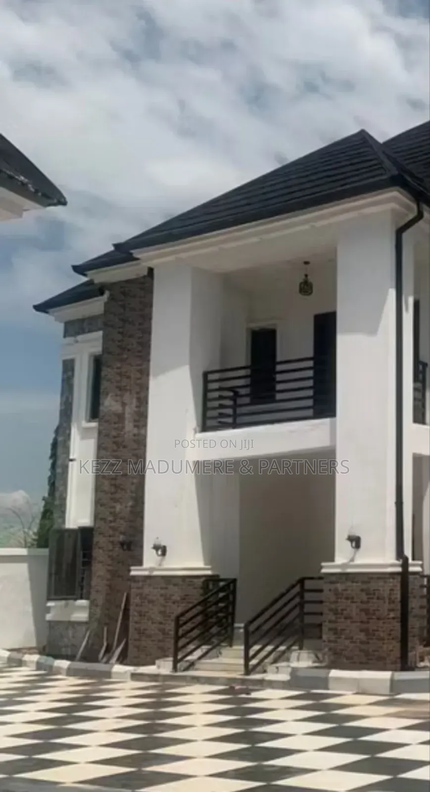6bdrm Duplex in Works Layout, Owerri for sale in Owerri